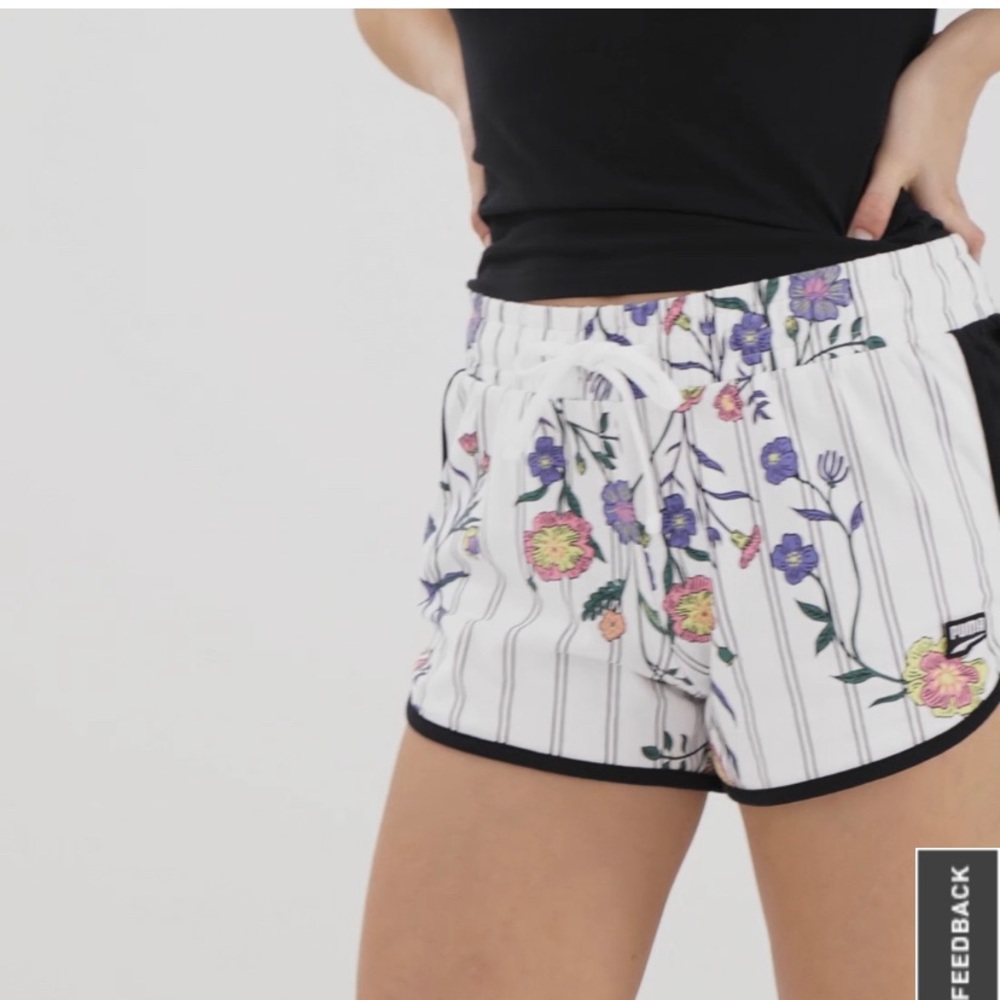 Downtown Woman’s AOP shorts size S NWT Puma